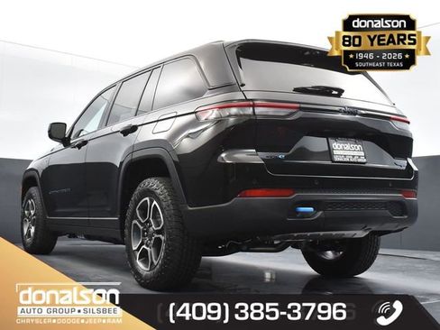 New 2024 Jeep Grand Cherokee Trailhawk w/ Advanced Protech Group II image 34