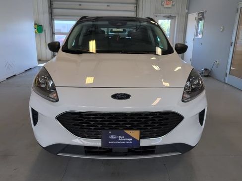 Used 2022 Ford Escape SE w/ Convenience Package AWD/4WD image 8