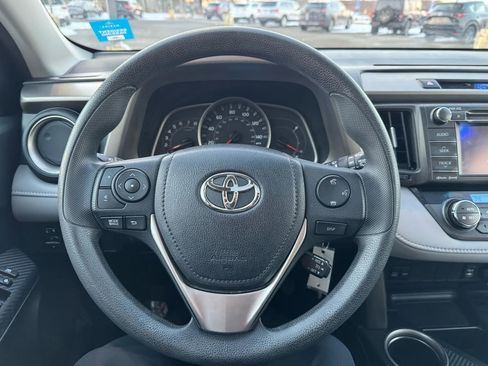 Used 2013 Toyota RAV4 XLE image 20