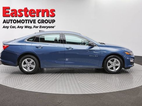 Used 2024 Chevrolet Malibu LS FWD image 4