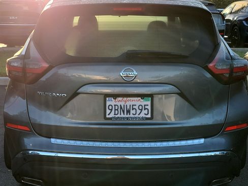Used 2021 Nissan Murano S FWD image 4