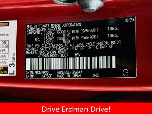 Certified 2024 Toyota 4Runner SR5 AWD/4WD image 32