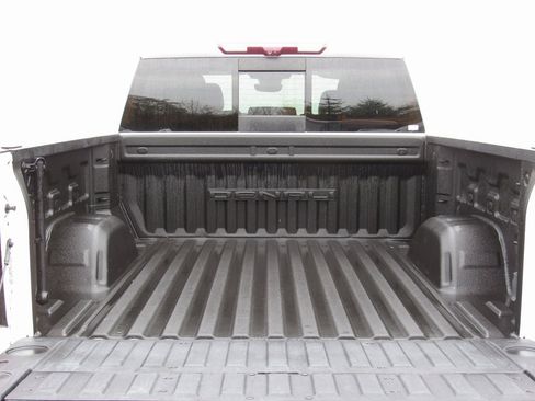 Used 2023 GMC Sierra 1500 Denali image 9