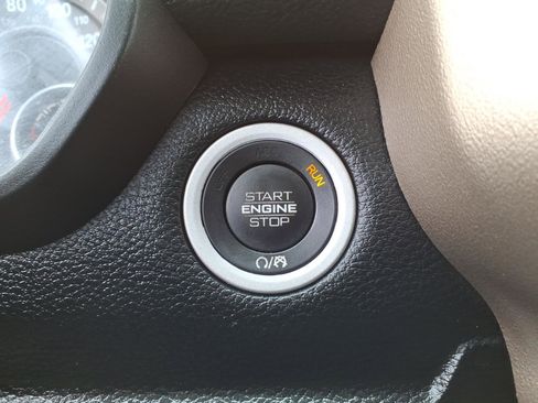 Certified 2022 RAM 1500 Laramie image 16