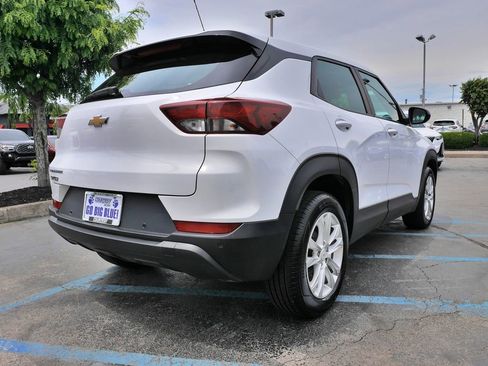 Used 2022 Chevrolet TrailBlazer LS FWD image 5