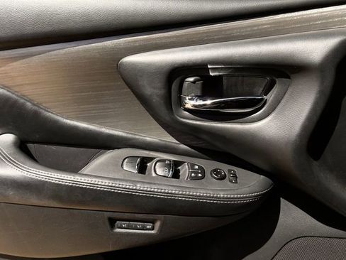 Used 2017 Nissan Murano Platinum w/ Platinum Technology Package image 26