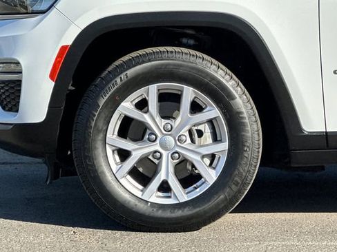 Certified 2022 Jeep Grand Cherokee Limited image 26