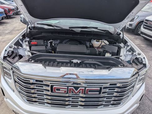 Certified 2023 GMC Sierra 1500 Denali w/ Denali Reserve Package AWD/4WD image 36