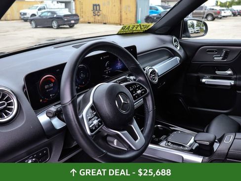 Used 2021 Mercedes-Benz GLB 250 image 30