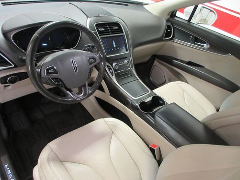 Used 2016 Lincoln MKX Select w/ Select Plus Package FWD image 15