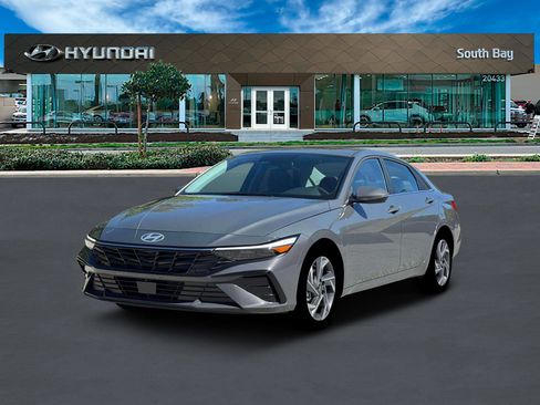 New 2026 Hyundai Elantra Limited image 1