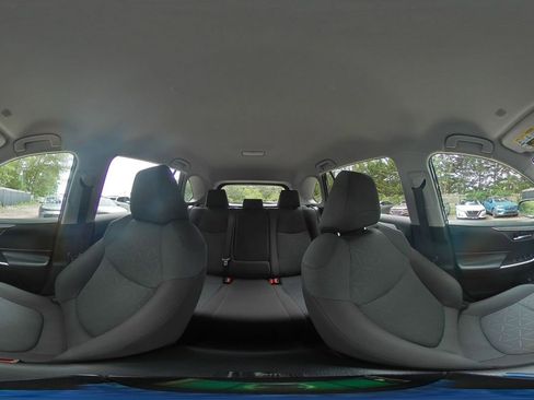 Used 2024 Toyota RAV4 XLE image 40