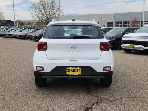 New 2026 Hyundai Venue SEL image 10