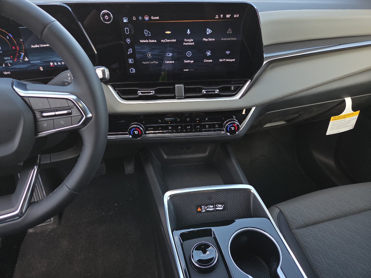 New 2027 Chevrolet Equinox LT w/ Convenience Package II FWD image 37