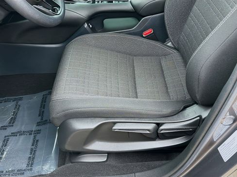 Certified 2023 Honda HR-V LX image 17