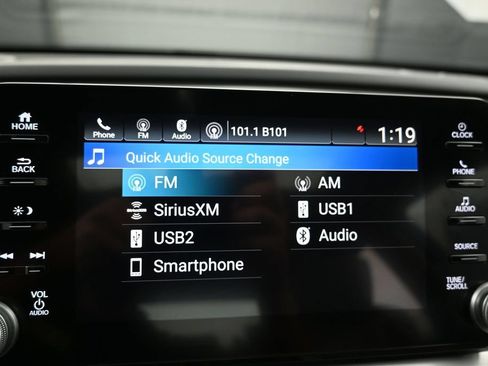 Used 2018 Honda Accord EX image 11