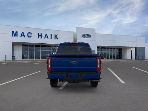 New 2026 Ford F250 Lariat w/ Black Appearance Package AWD/4WD image 5