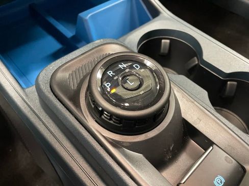 New 2025 Ford Maverick XLT image 25