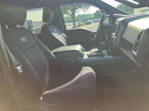 Used 2019 Ford F150 XLT w/ Equipment Group 302A Luxury AWD/4WD image 30