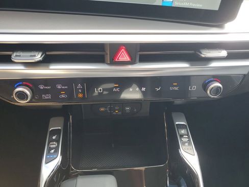 New 2026 Kia Sorento SX image 38