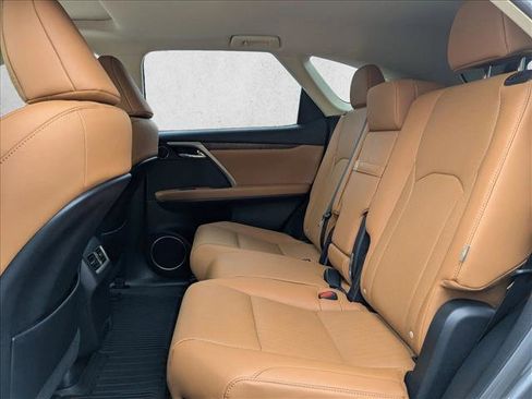 Used 2022 Lexus RX 350L Premium image 21
