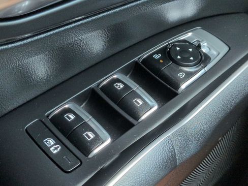 Certified 2026 Kia Sorento S FWD image 29