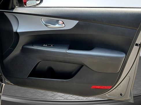 Used 2023 Kia Forte LXS FWD image 26
