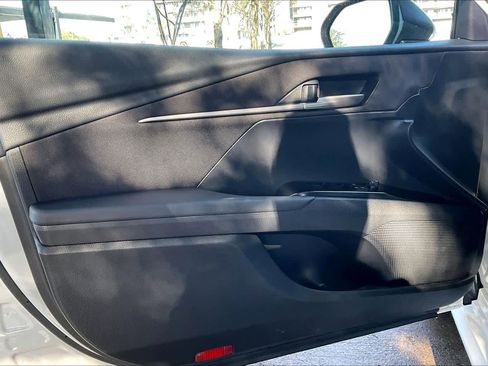 Used 2025 Toyota Camry LE image 17