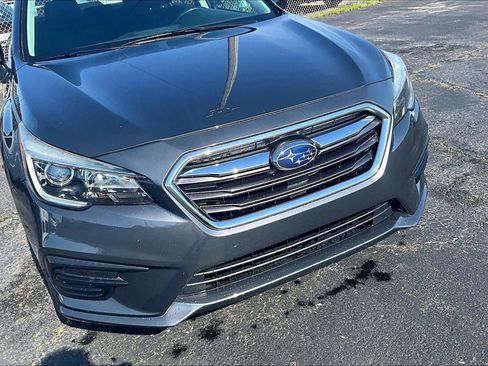 Used 2019 Subaru Legacy 2.5i Premium AWD/4WD image 3