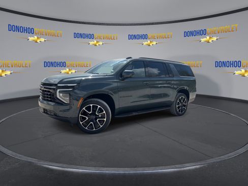 New 2026 Chevrolet Suburban RST w/ Sun And Tow Package image 4