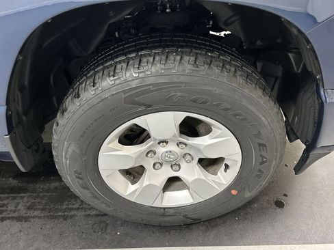 Used 2024 RAM 1500 Big Horn image 8