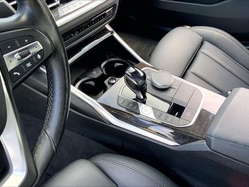 Used 2019 BMW 330i xDrive 330i xDrive w/ Driving Assistance Package image 16