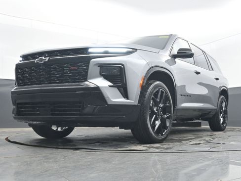 New 2026 Chevrolet Traverse RS w/ LPO, Floor Liner Package image 13