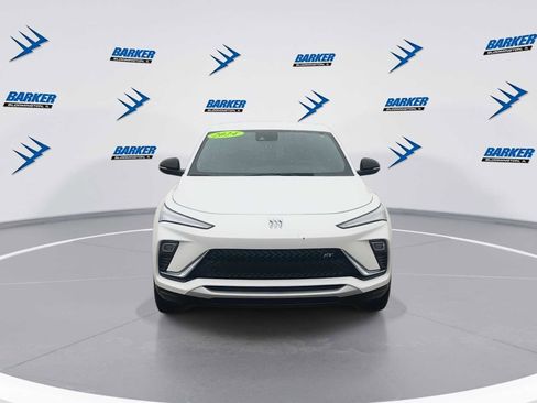 Used 2024 Buick Envista Sport Touring w/ Convenience I Package image 3