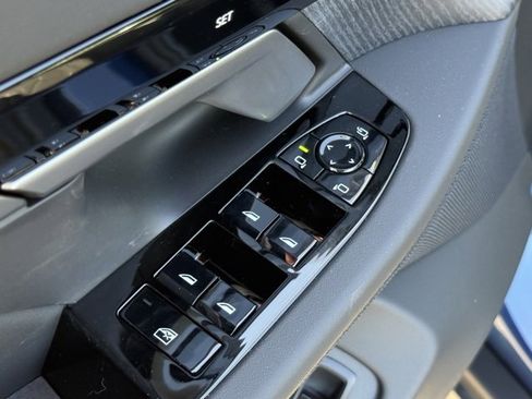 New 2026 BMW 530i w/ Premium Package image 13