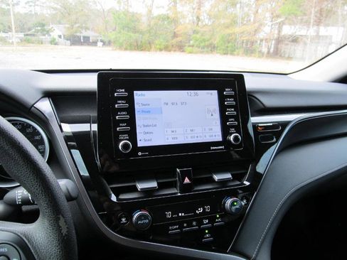 Used 2023 Toyota Camry LE image 52