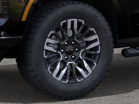 New 2026 Chevrolet Tahoe Z71 w/ Z71 Off-Road Package AWD/4WD image 9