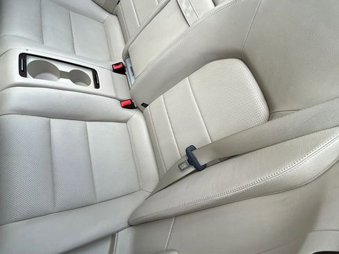 Used 2014 Mercedes-Benz E 350 Cabriolet image 17