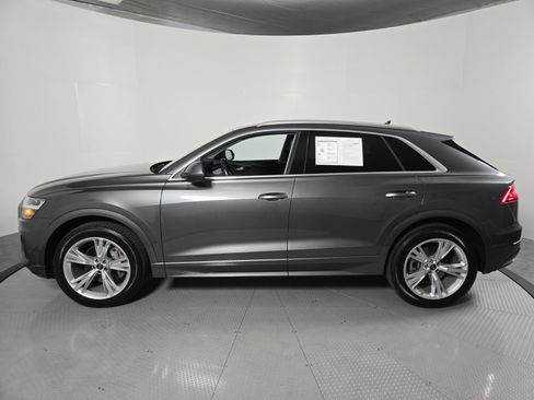 Used 2022 Audi Q8 Premium Plus w/ Premium Plus Package image 6