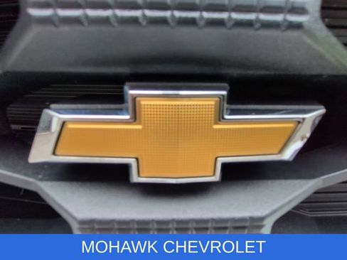 Used 2022 Chevrolet Silverado 1500 Custom AWD/4WD image 31