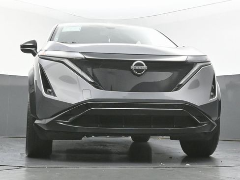 Used 2023 Nissan Ariya AWD image 54