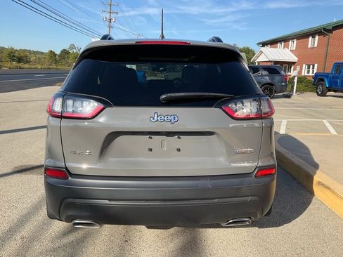 Used 2022 Jeep Cherokee Latitude Lux w/ Sun & Sound Group image 4