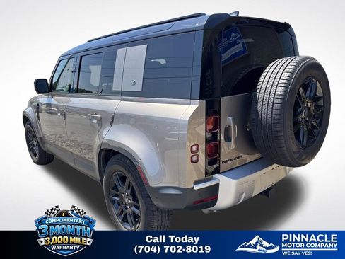 Used 2023 Land Rover Defender 110 S AWD/4WD image 5