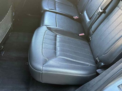 Used 2018 Mercedes-Benz GLE 350 w/ Premium 1 Package image 19