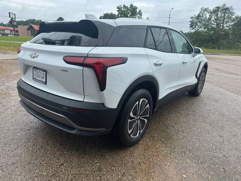 New 2025 Chevrolet Blazer EV LT image 5