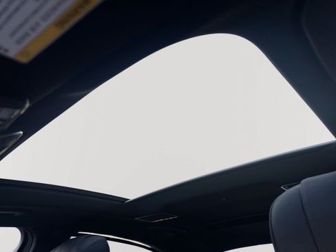 Used 2015 Mercedes-Benz S 550 4MATIC Sedan image 16