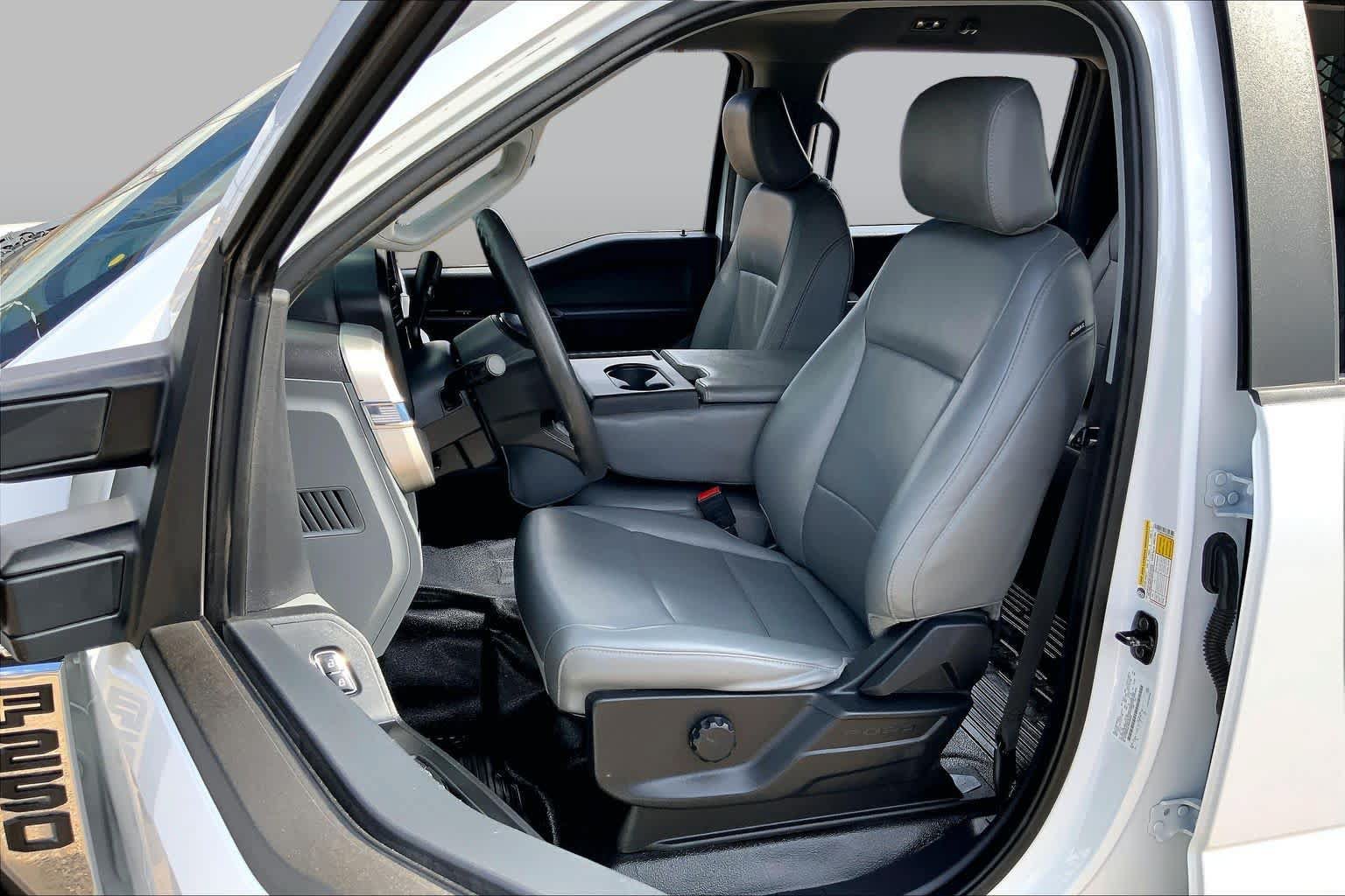 Used 2024 Ford F250 XL RWD image 7