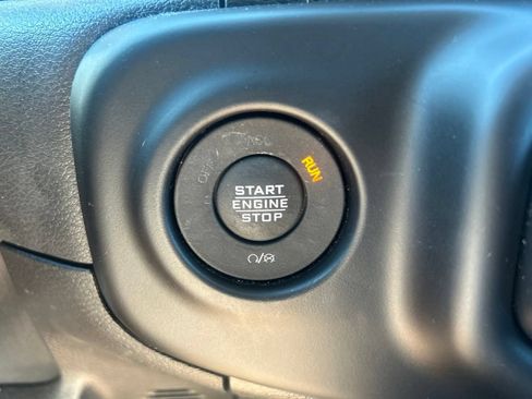 Used 2021 Jeep Wrangler Unlimited Sport AWD/4WD image 24