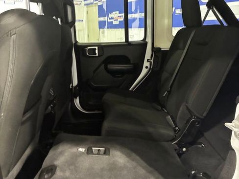 Used 2021 Jeep Wrangler Unlimited Sport AWD/4WD image 30