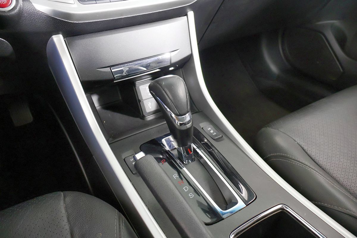 Used 2015 Honda Accord EX-L image 30